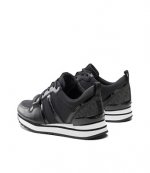 Dash Black Trainer