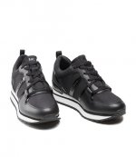 Dash Black Trainer